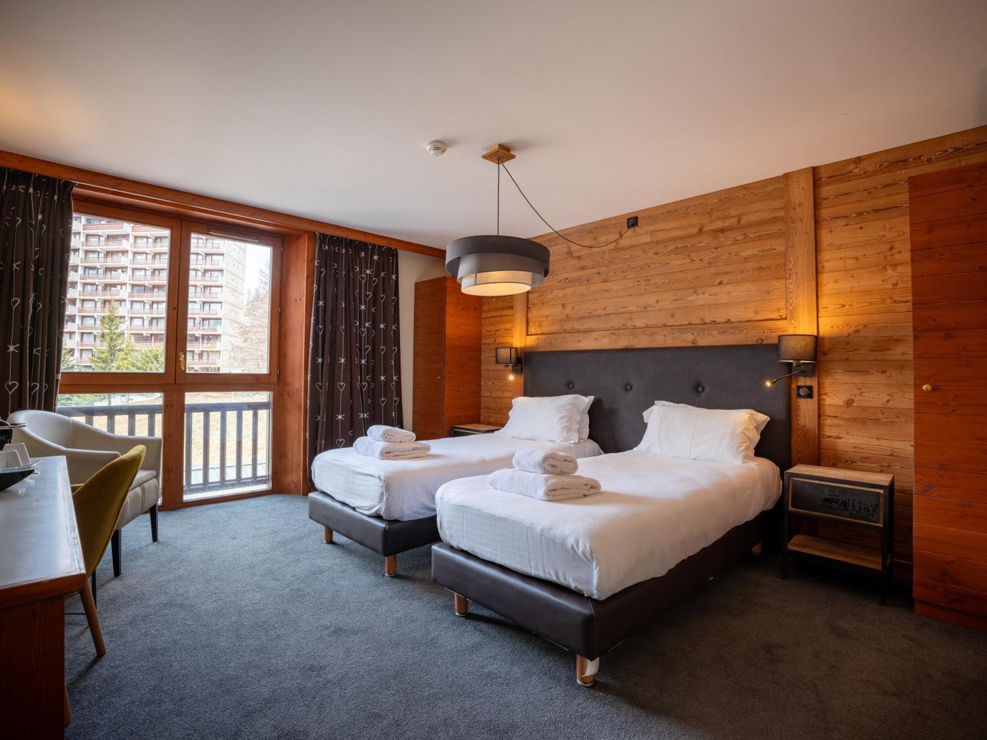 Chalet Hotel Ducs De Savoie Val-dʼIsère エクステリア 写真
